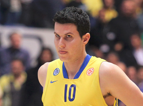 פניני, יקחו לו את תפקיד הקפטן? (אלן שיבר)