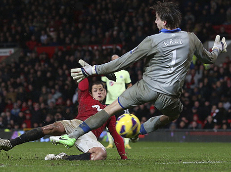 צ'יצ'אריטו הביא לפרגי מתנה לחג (GETTYIMAGES)