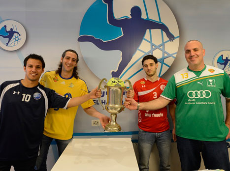 מי תגיע לגמר? הקפטנים של 4 הקבוצות