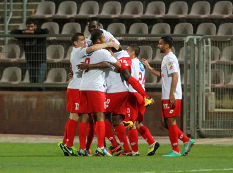 יש משכורות. שחקני סכנין חוגגים