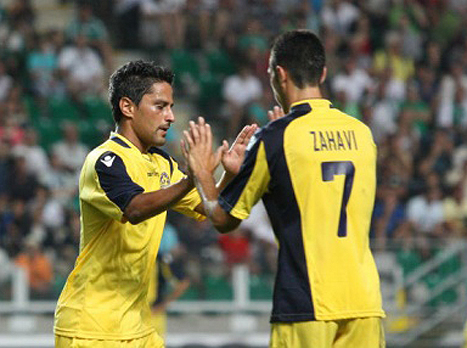 יצחקי, זכה למחמאות רבות (האתר הרשמי של מכבי ת"א)