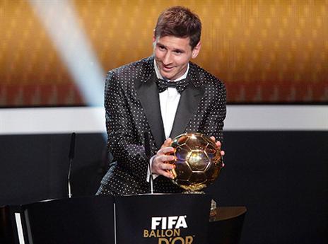 מסי, לא מחלק מתנות (gettyimages)