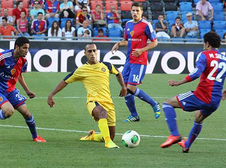 חוזרים לשוויץ. ראדי מוקף