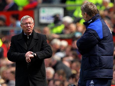 נעליים גדולות להיכנס אליהן