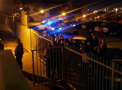 ההתקהלות בסיום (צילום: עומר שפילשר)