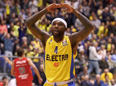 מתחיל סוף סוף להתאקלם? רייס (אלן שיבר)