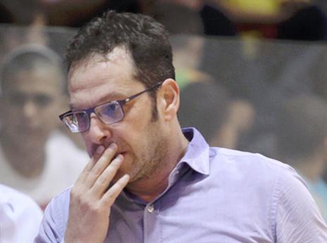 דרוקר. רק כמעט (אלן שיבר)