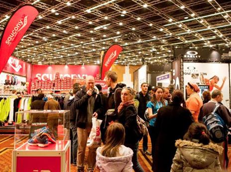 תערוכה וריצה ביחד (צילום: מיכל פתאל)