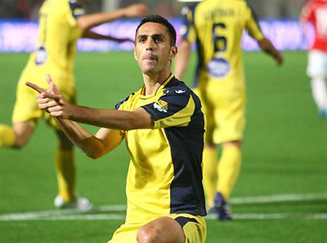 לא מפסיק לירות