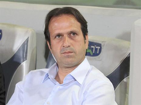 "צריך להביא תוצאות". רוני לוי (אלן שיבר)