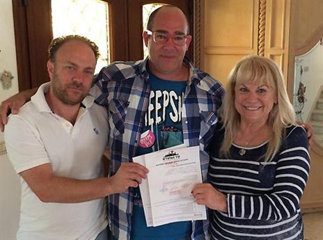 גם משפחת שפירא בפרויקט (צילום: עמוד הפייסבוק של עיר הפועלים)