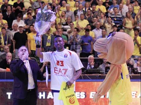 התקבל בברכה. לנגפורד (אלן שיבר)