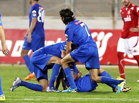 מכינים הרכב חזק. עכו