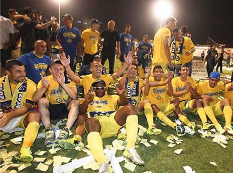 מכבי ת"א - אלופת 13/14