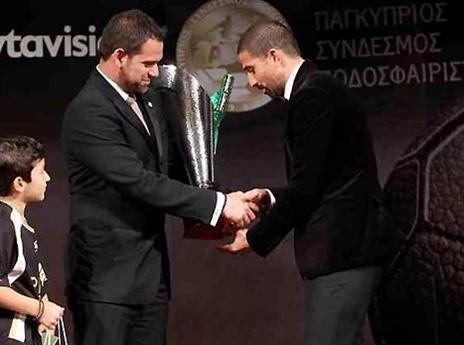 מסתבר שבקפריסין מבינים בטקסים