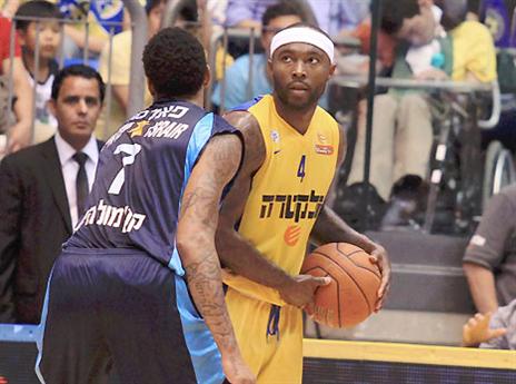 שוב לקח אחריות. רייס (אלן שיבר)