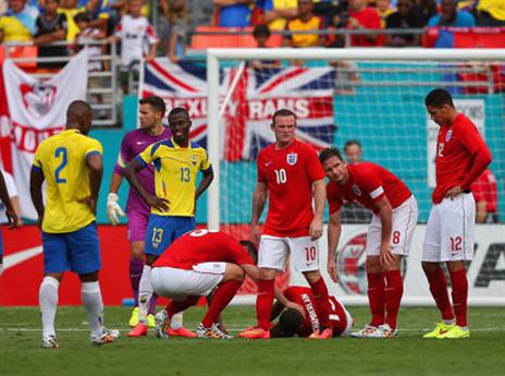 קאריק בכוננות (GETTYIMAGES)