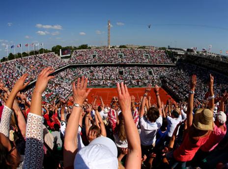 גם ביציע ידעו להריע (gettyimages)