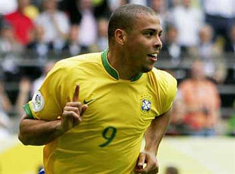 רונאלדו. את מי הייתם משאירים בחוץ? (gettyimages)