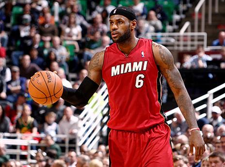 לברון. יחתום על חוזה מופחת? (gettyimages)