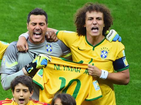 סזאר ולואיז שרו בהמנון בכל הכוח, אבל למשחק מול גרמניה הם לא הופיעו