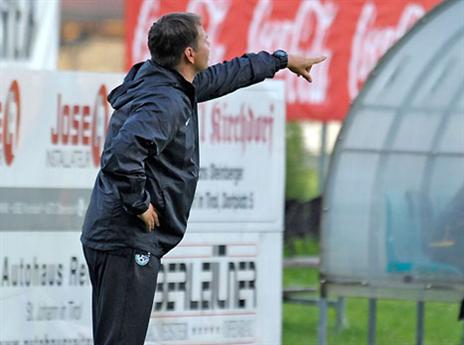 הוא בטח לא חשב שזה יקרה לו. סטנוייביץ' (צילום: האתר הרשמי של מכבי חיפה)