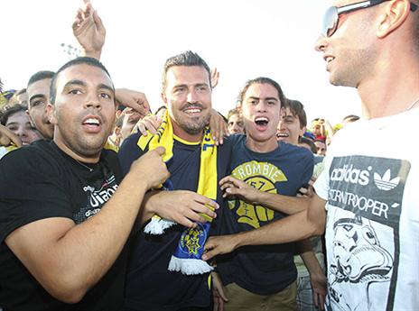 לא בטוח שהאוהדים של מכבי יאהבו אותו יותר..