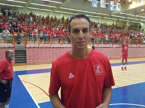 נשמע עצבני. קטש