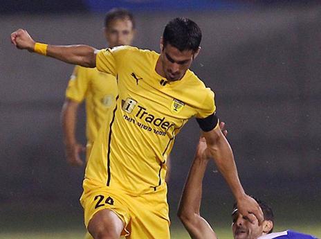 נכנס כמחליף. קריאף (עודד קרני)