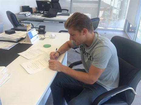 גביש, גמר חתימה טובה (אתר מכבי נתניה)