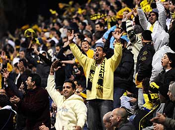 מתגעגע לקהל. סיפור אהבה