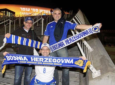 אוהדי בוסניה בסמי עופר, למצולמים אין קשר לידיעה. (צילום: אלן שיבר)