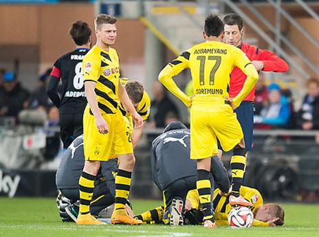 המכה של הקבוצה. פציעת רויס (getty)