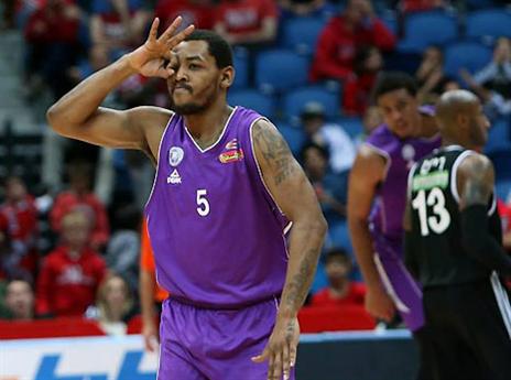 לא שוכח להגן גם על הקולגה. ליונס (אודי ציטיאט, מנהלת הליגה)