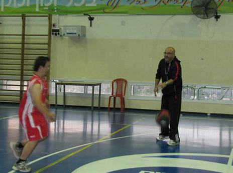 "שירגישו מסוגלים להכל" דודי