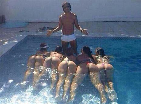 תמונה שקצת יותר מתאימה לרונאלדיניו במודל הנוכחי