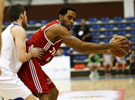 גם קיצ'ן, הסובל משבר מאמץ, זכה לדקות (עודד קרני)