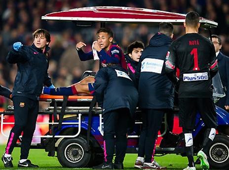 ניימאר לא מצא עוד גרב (gettyimages)