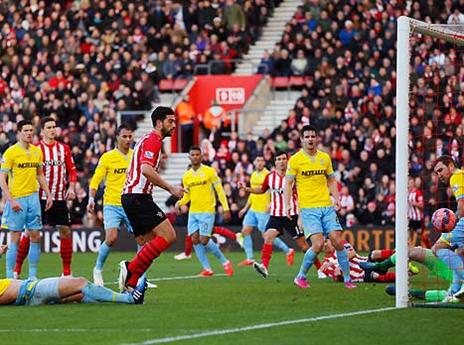 פלה כובש לרשת של פאלאס (Getty)