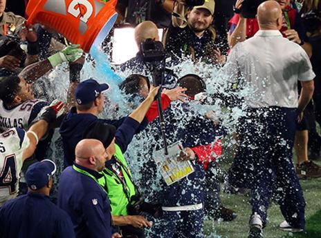 אי אפשר בלי מקלחת גייטורייד (getty)