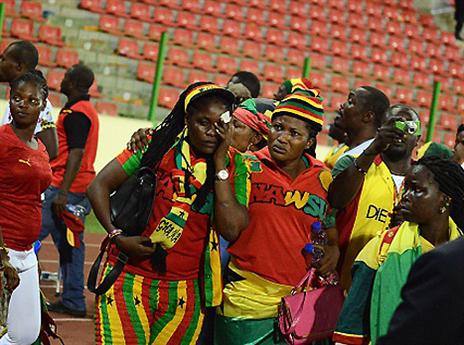 אלימות במקום כדורגל. חבל (gettyimages)