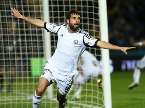 איזה משחק נפלא. בן בסט חוגג (צילום: אלן שיבר)