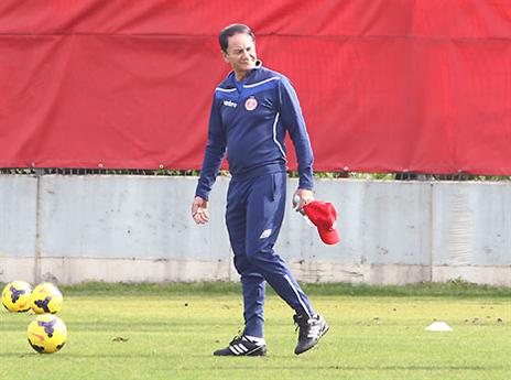 דרוך במיוחד. אלי כהן