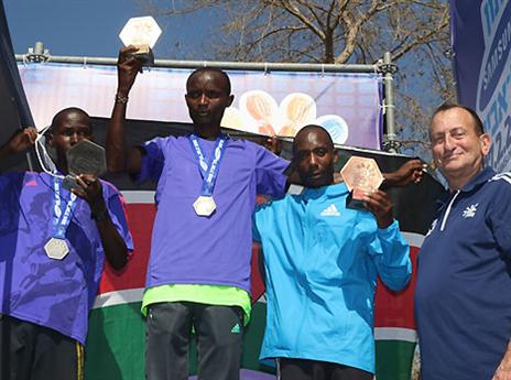 הספיק לקבוע שיא. וויליאם קיפרונו (רונן טופלברג)