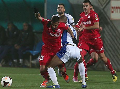 גורדנה דווקא כן בהרכב (עודד קרני)