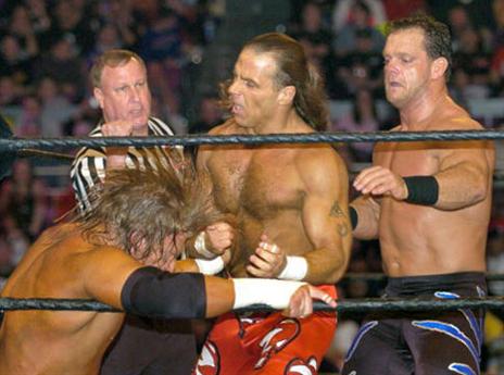 קרב משולש עצום: בנואה. מייקלס וטריפל אייץ'