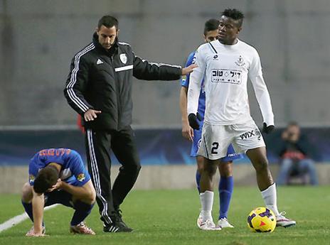צ'ימאזי. סיים את דרכו בהפועל פ"ת (אלן שיבר)