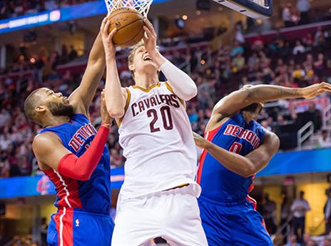 מוזגוב. דומיננטי בצבע (getty)