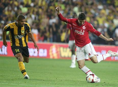 עצוב על הפציעה של ברדה (צילום: אלן שיבר)