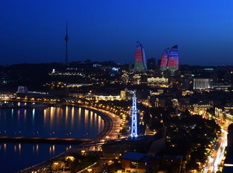 ויש גם נוף עוצר נשימה. באקו (gettyimages)